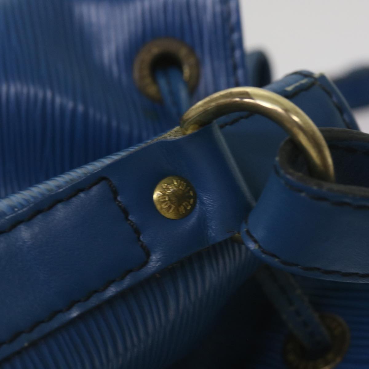 LOUIS VUITTON Epi Petit Noe Shoulder Bag Blue M44105 LV Auth 68457