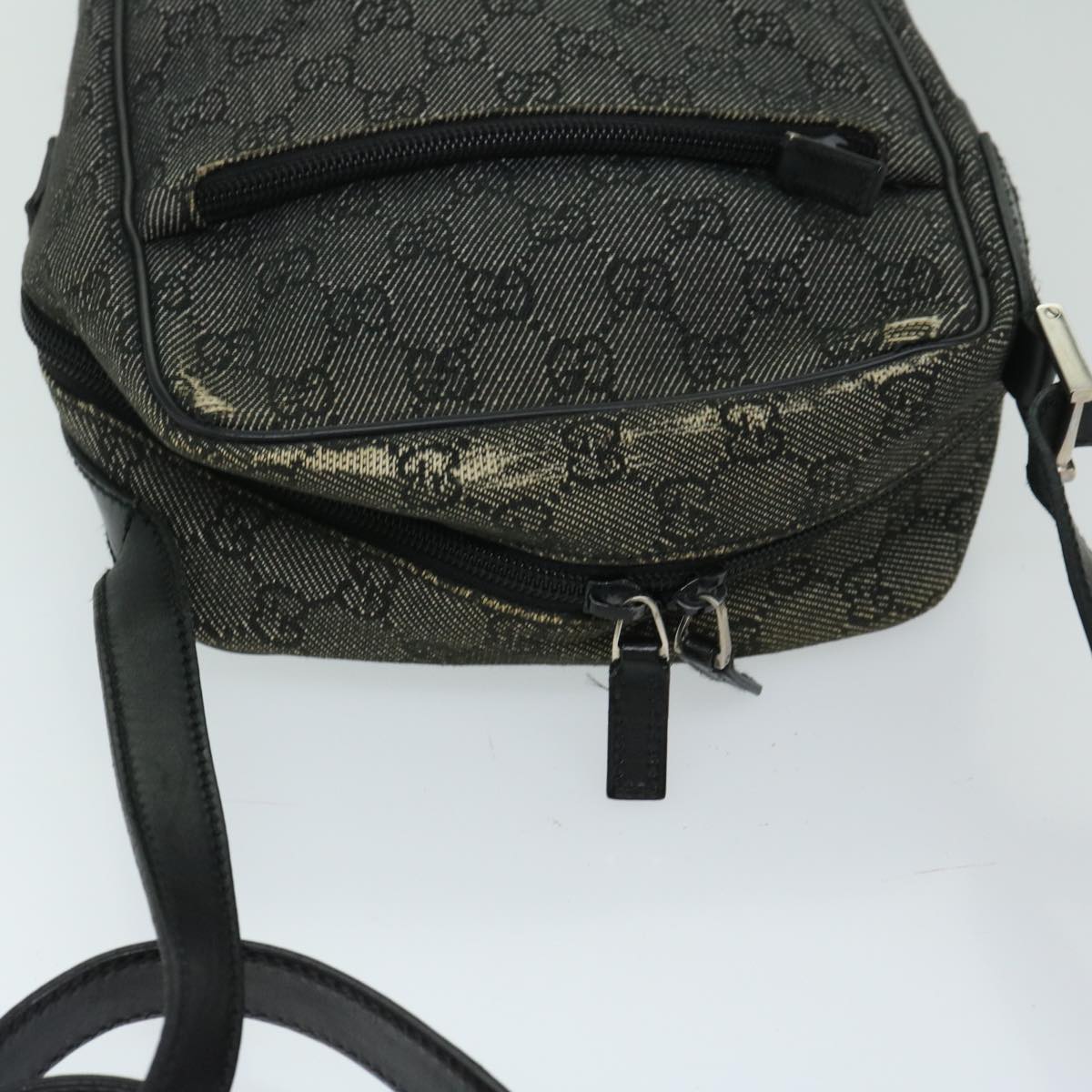 GUCCI GG Canvas Shoulder Bag Gray 03136 Auth 68470