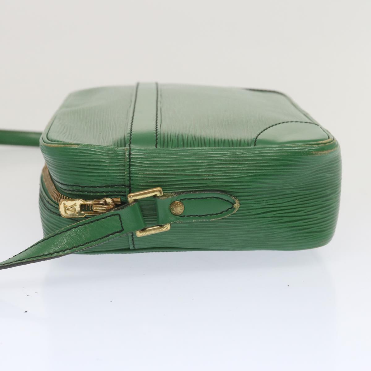 LOUIS VUITTON Epi Trocadero 27 Shoulder Bag Green M52314 LV Auth 68499