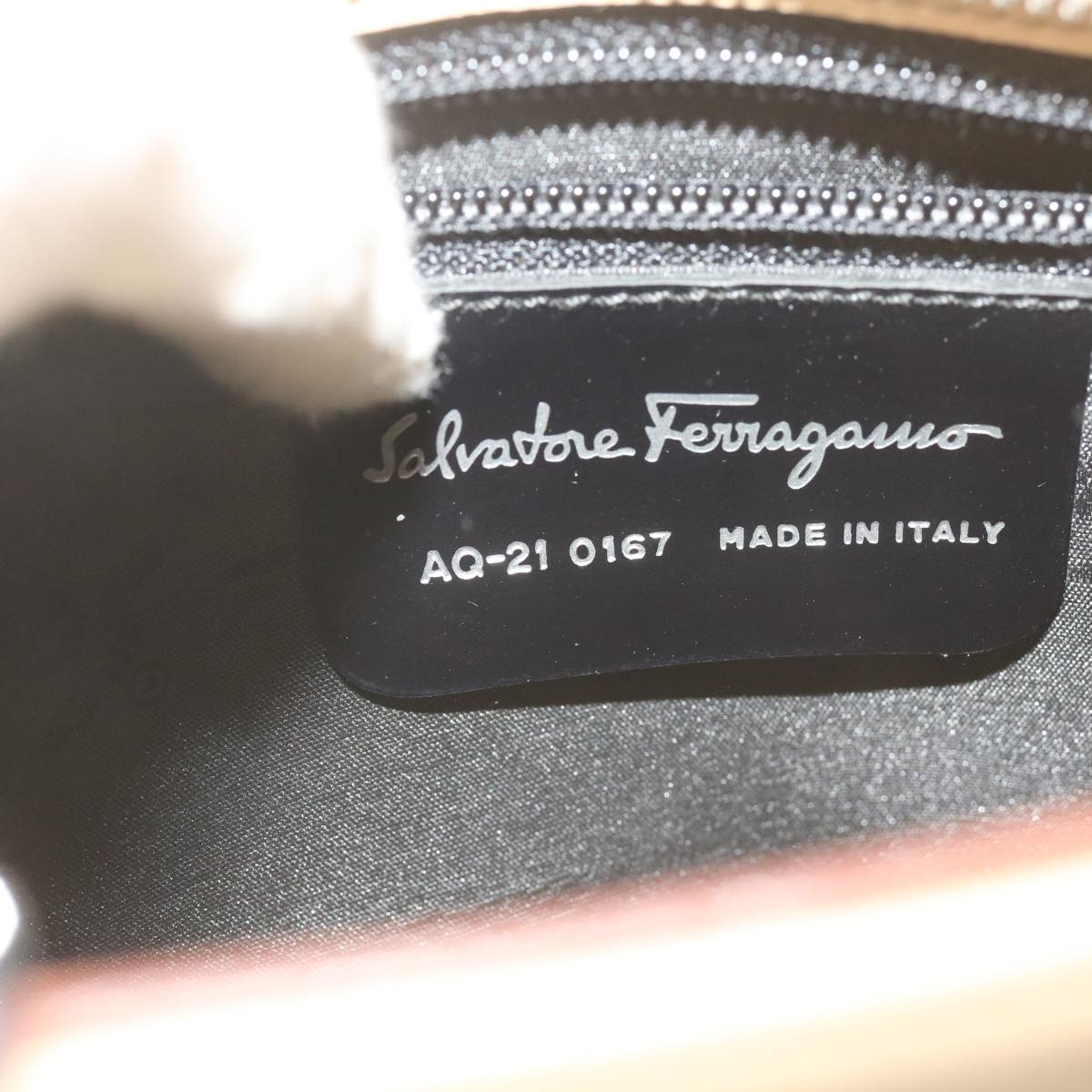 Salvatore Ferragamo Gancini Hand Bag Leather 2way Beige Auth 68671