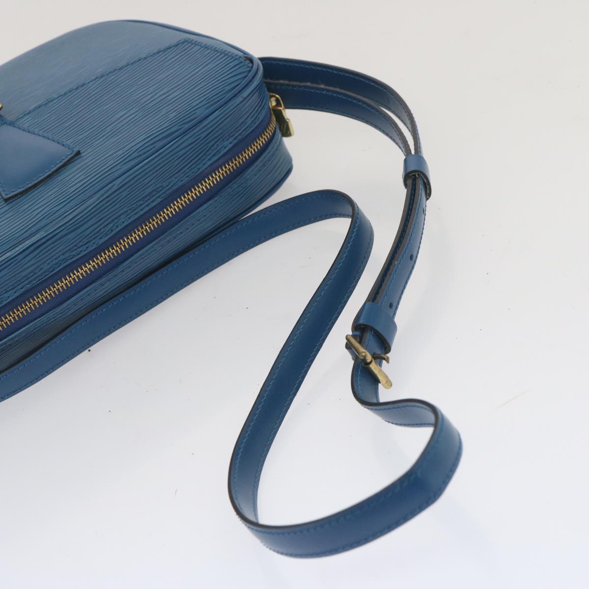 LOUIS VUITTON Epi June Feuille Shoulder Bag Blue M52155 LV Auth 68720