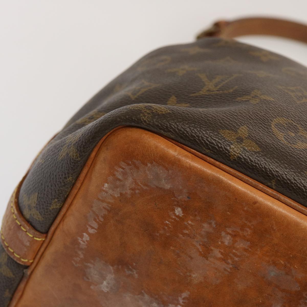 LOUIS VUITTON Monogram Petit Noe Shoulder Bag M42226 LV Auth 68753