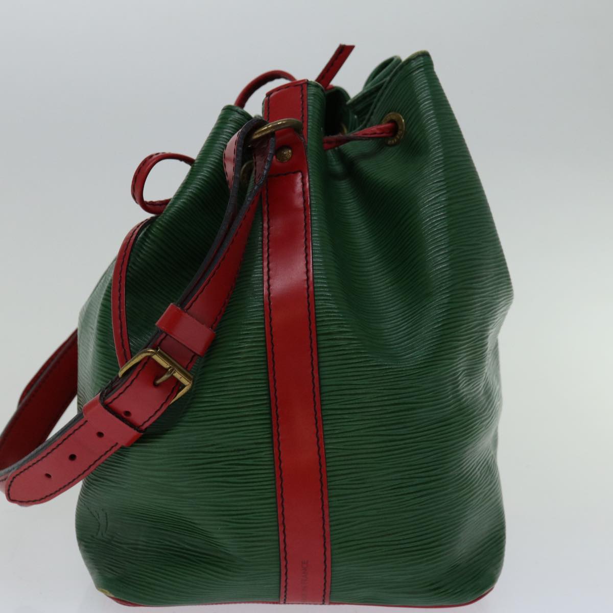 LOUIS VUITTON Epi Petit Noe Shoulder Bag Bicolor Green Red M44147 LV Auth 68793