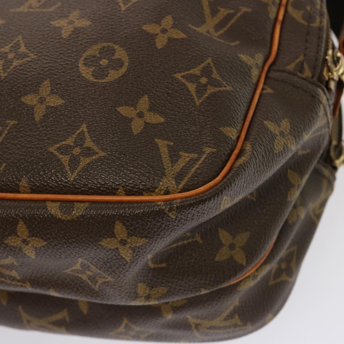 LOUIS VUITTON Monogram Reporter PM Shoulder Bag M45254 LV Auth 68801