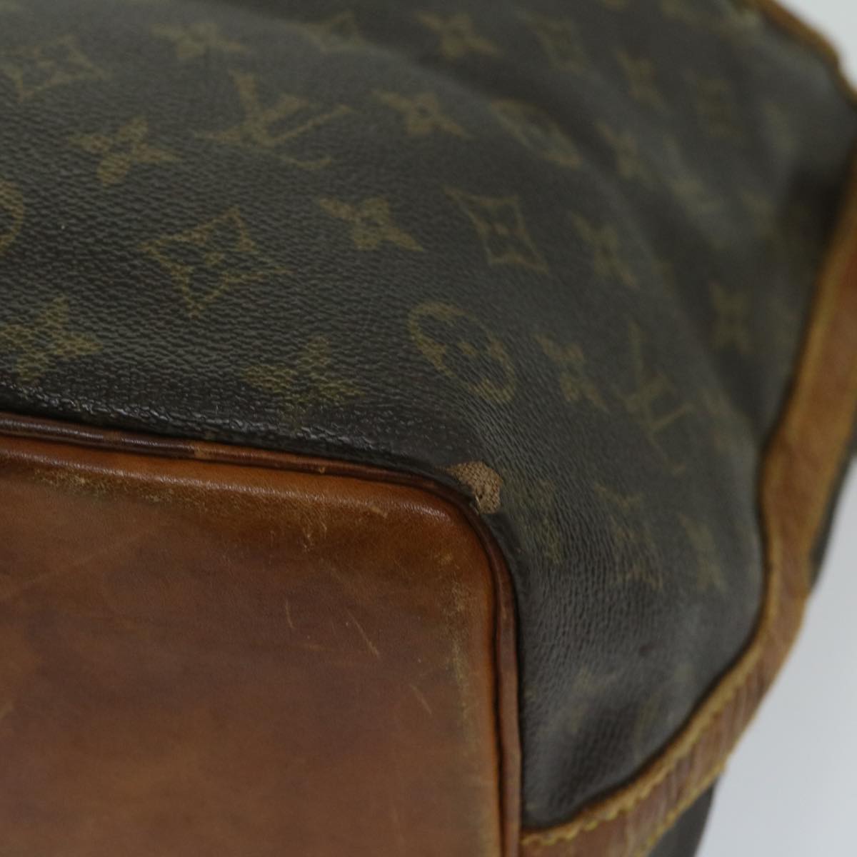 LOUIS VUITTON Monogram Petit Noe Shoulder Bag M42226 LV Auth 68954