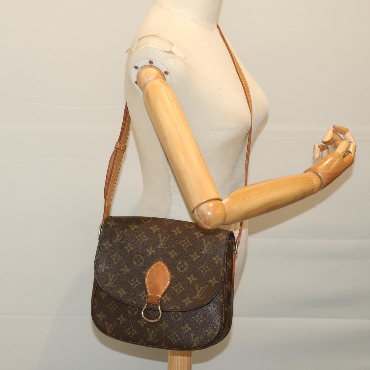 LOUIS VUITTON Monogram Saint Cloud GM Shoulder Bag M51242 LV Auth 68990