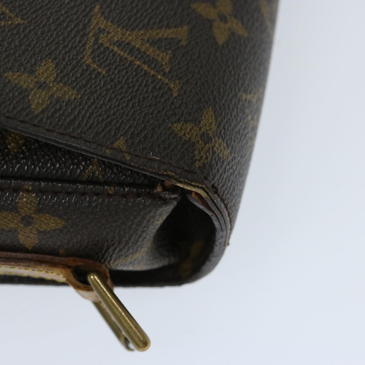 LOUIS VUITTON Monogram Saint Cloud GM Shoulder Bag M51242 LV Auth 68992