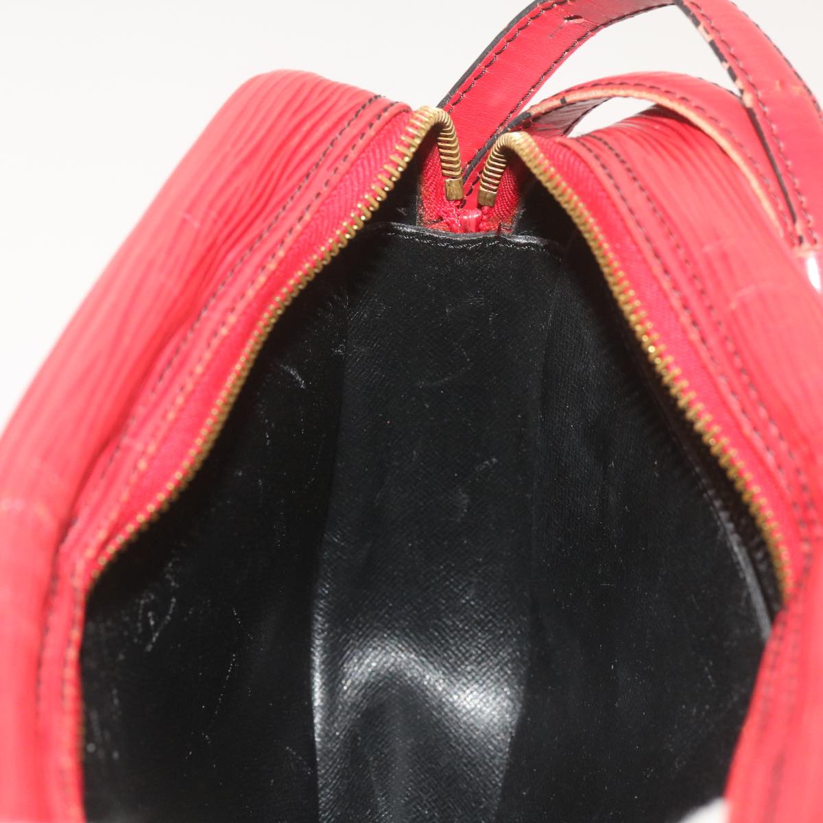 LOUIS VUITTON Epi Jeune Fille MM Shoulder Bag Red M52157 LV Auth 68993