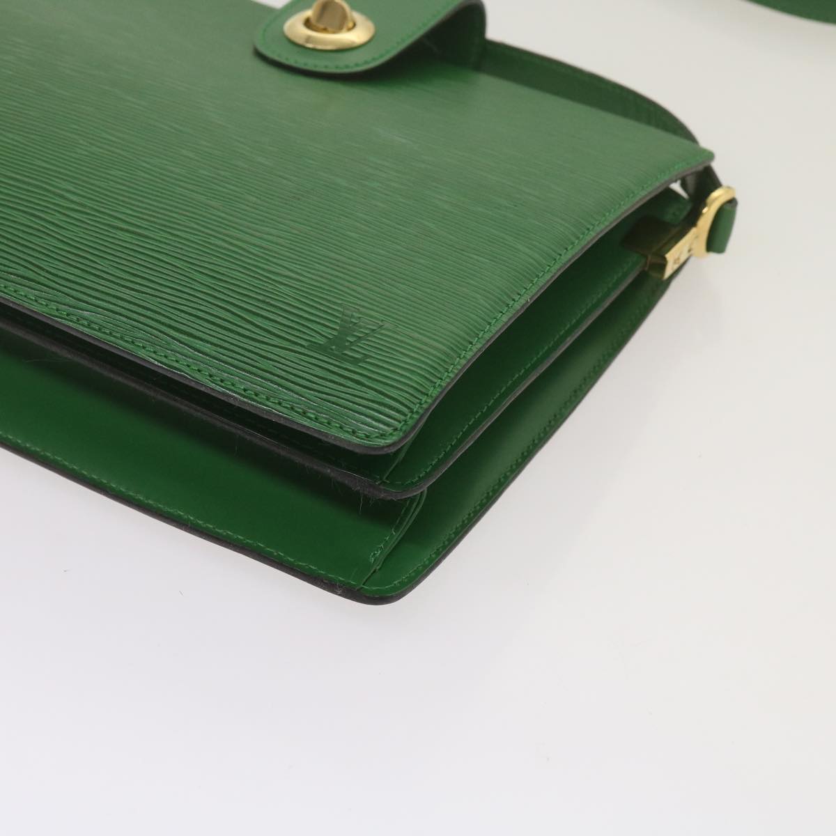 LOUIS VUITTON Epi Capuchin Shoulder Bag Green M52344 LV Auth 68994