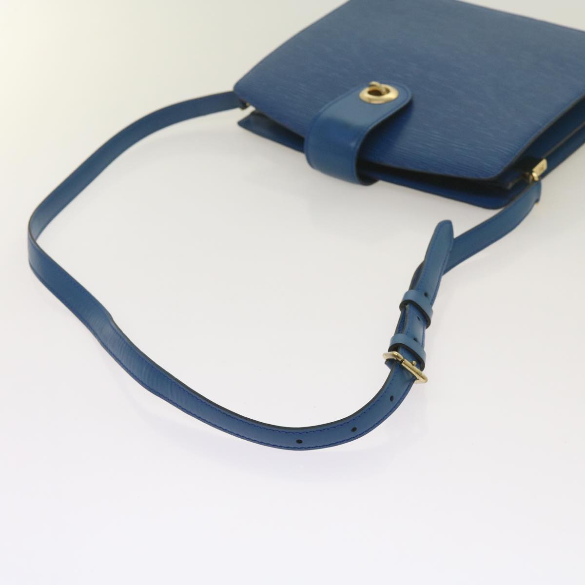 LOUIS VUITTON Epi Capuchin Shoulder Bag Blue M52345 LV Auth 68995