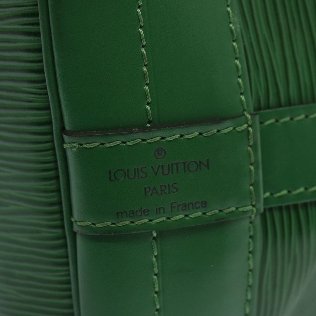 LOUIS VUITTON Epi Noe Shoulder Bag Green M44004 LV Auth 69035