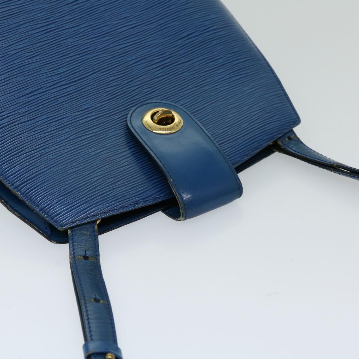 LOUIS VUITTON Epi Cluny Shoulder Bag Blue M52255 LV Auth 69099