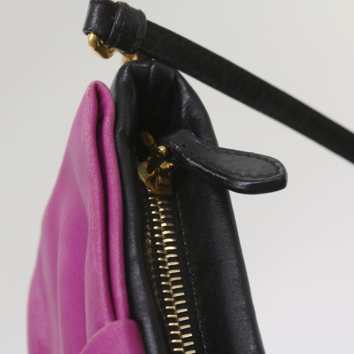 PRADA Ribbon Shoulder Bag Leather Pink Black Auth 69105