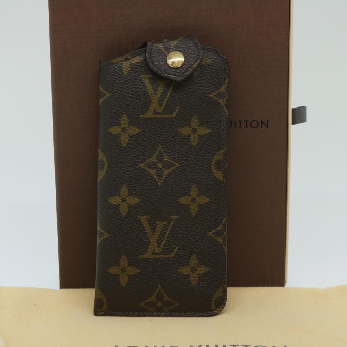 LOUIS VUITTON Monogram Etui Lunette PM Glasses Case M66545 LV Auth 69203