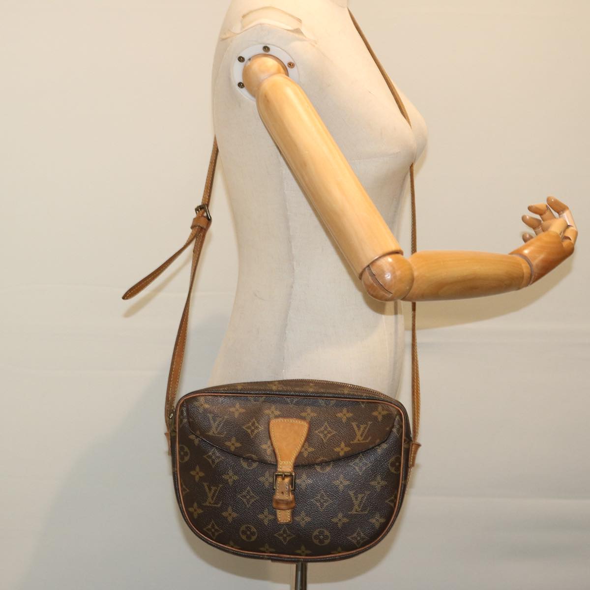 LOUIS VUITTON Monogram Jeune Fille MM Shoulder Bag M51226 LV Auth 69246