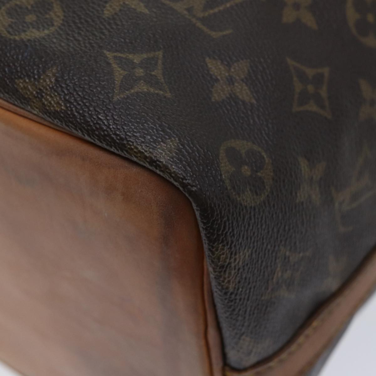 LOUIS VUITTON Monogram Petit Noe Shoulder Bag M42226 LV Auth 69309