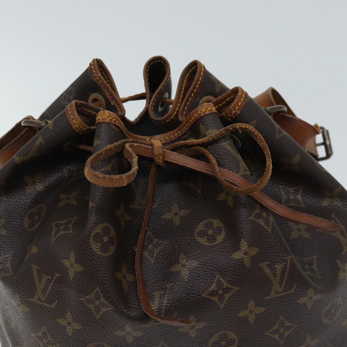 LOUIS VUITTON Monogram Petit Noe Shoulder Bag M42226 LV Auth 69309