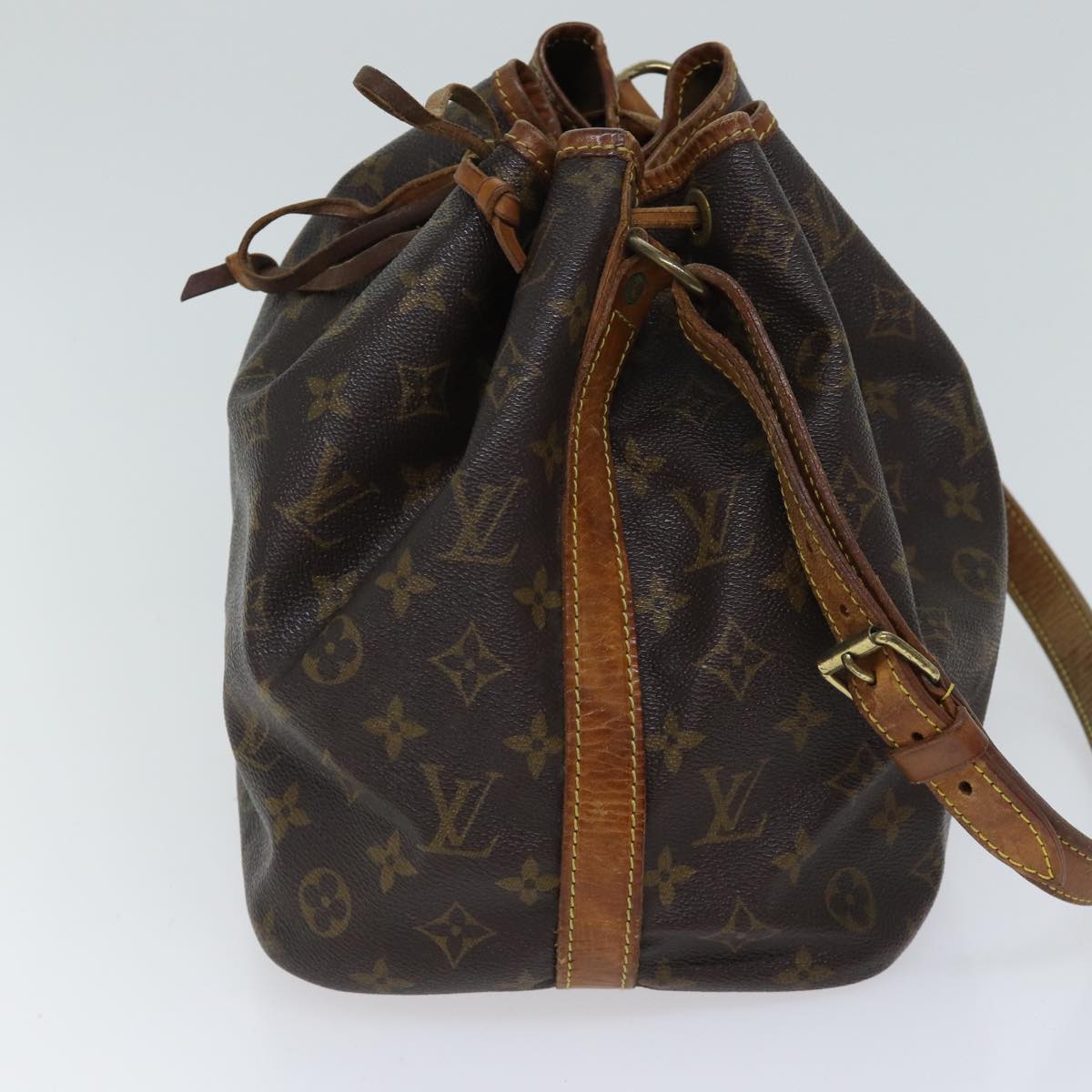 LOUIS VUITTON Monogram Petit Noe Shoulder Bag M42226 LV Auth 69375