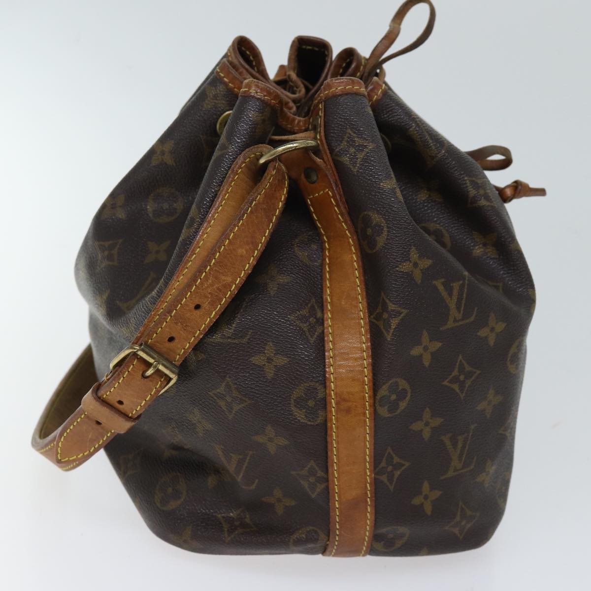 LOUIS VUITTON Monogram Petit Noe Shoulder Bag M42226 LV Auth 69375