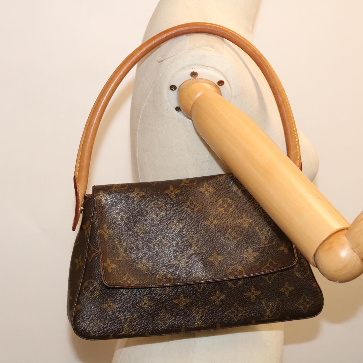 LOUIS VUITTON Monogram Mini Looping Shoulder Bag M51147 LV Auth 69389