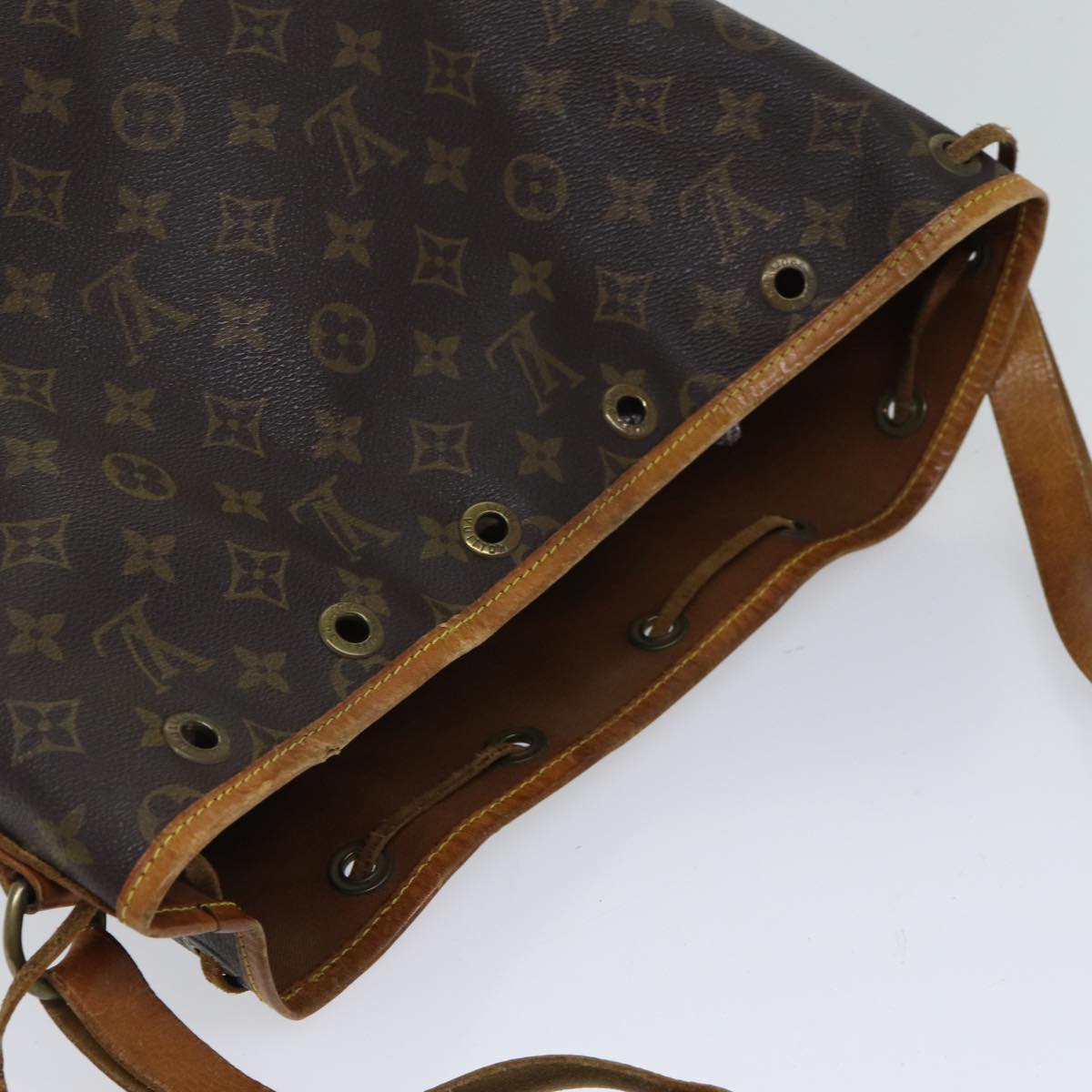 LOUIS VUITTON Monogram Noe Shoulder Bag M42224 LV Auth 69427