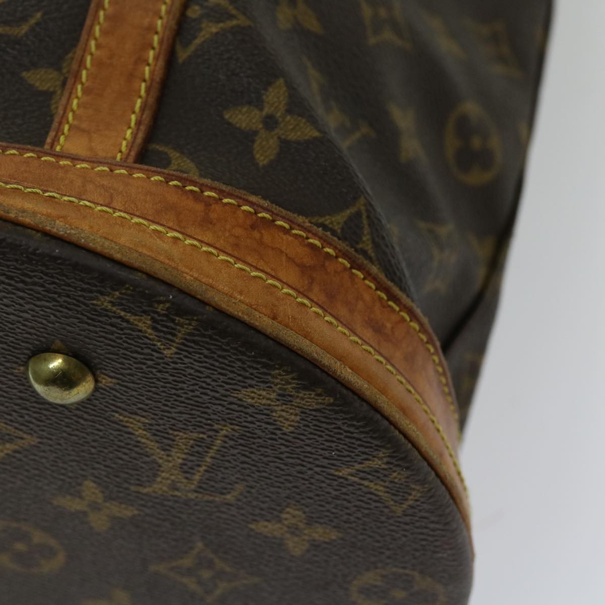 LOUIS VUITTON Monogram Bucket GM Shoulder Bag M42236 LV Auth 69429