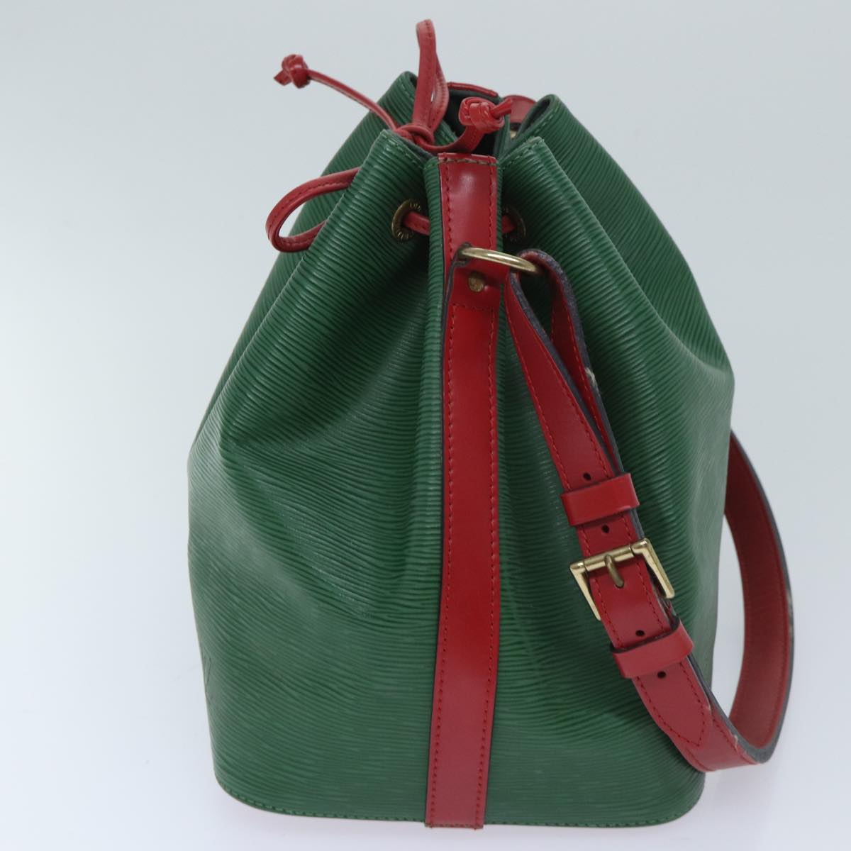 LOUIS VUITTON Epi Petit Noe Shoulder Bag Bicolor Green Red M44147 LV Auth 69465