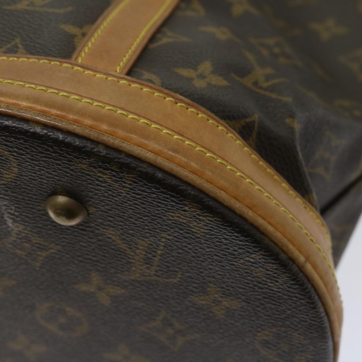 LOUIS VUITTON Monogram Bucket GM Shoulder Bag M42236 LV Auth 69474