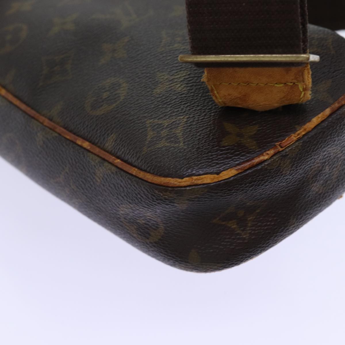 LOUIS VUITTON Monogram Pochette Gange Shoulder Bag M51870 LV Auth 69518