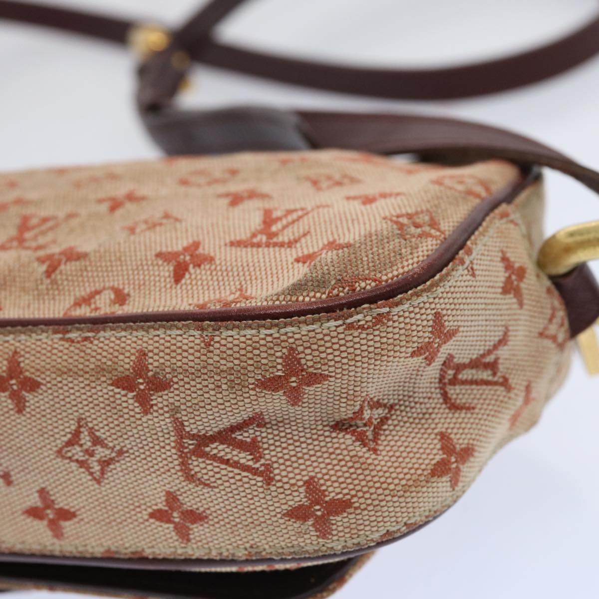 LOUIS VUITTON Monogram Mini Juliet MM Shoulder Bag Red M92219 LV Auth 69519