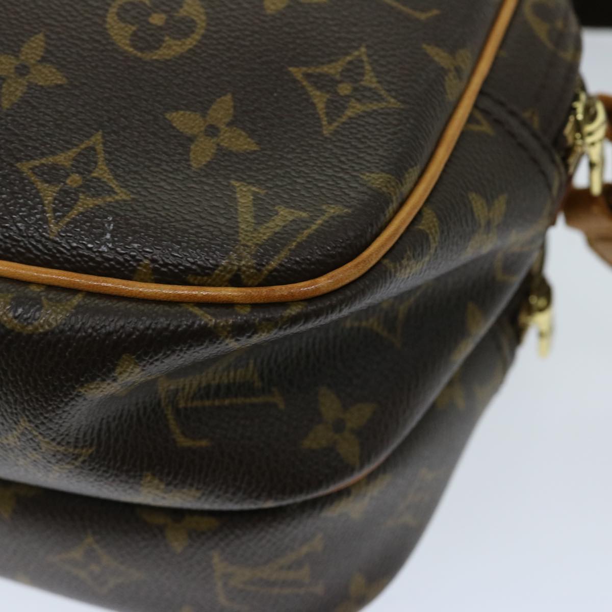 LOUIS VUITTON Monogram Reporter PM Shoulder Bag M45254 LV Auth 69555