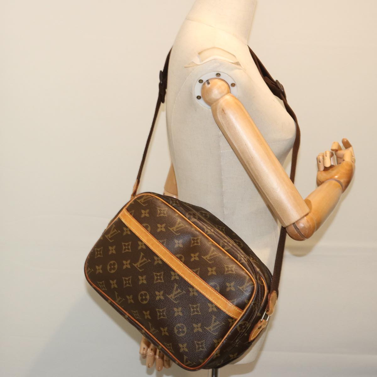 LOUIS VUITTON Monogram Reporter PM Shoulder Bag M45254 LV Auth 69555