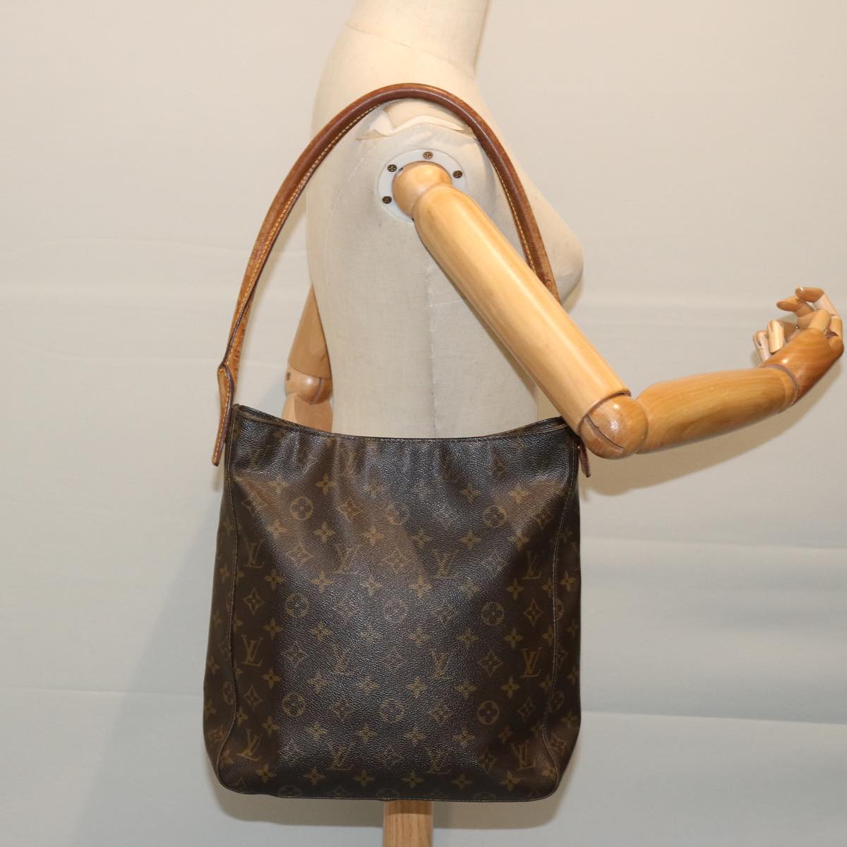 LOUIS VUITTON Monogram Looping GM Shoulder Bag M51145 LV Auth 69565