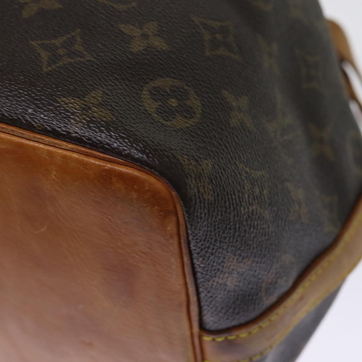 LOUIS VUITTON Monogram Petit Noe Shoulder Bag M42226 LV Auth 69574