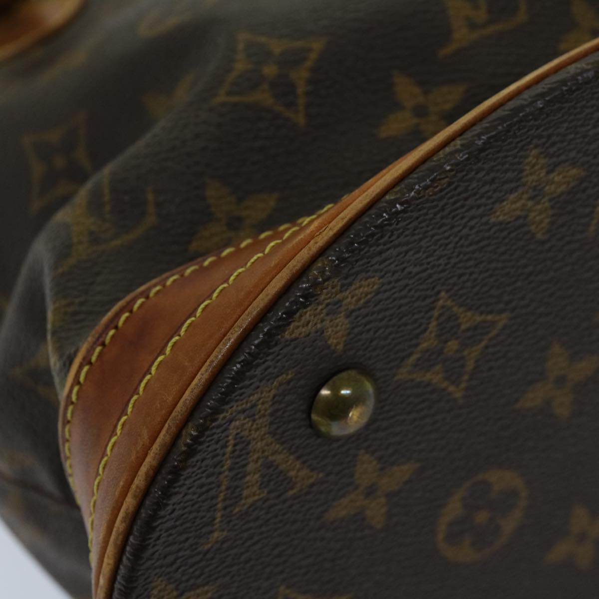 LOUIS VUITTON Monogram Bucket PM Shoulder Bag M42238 LV Auth 69583