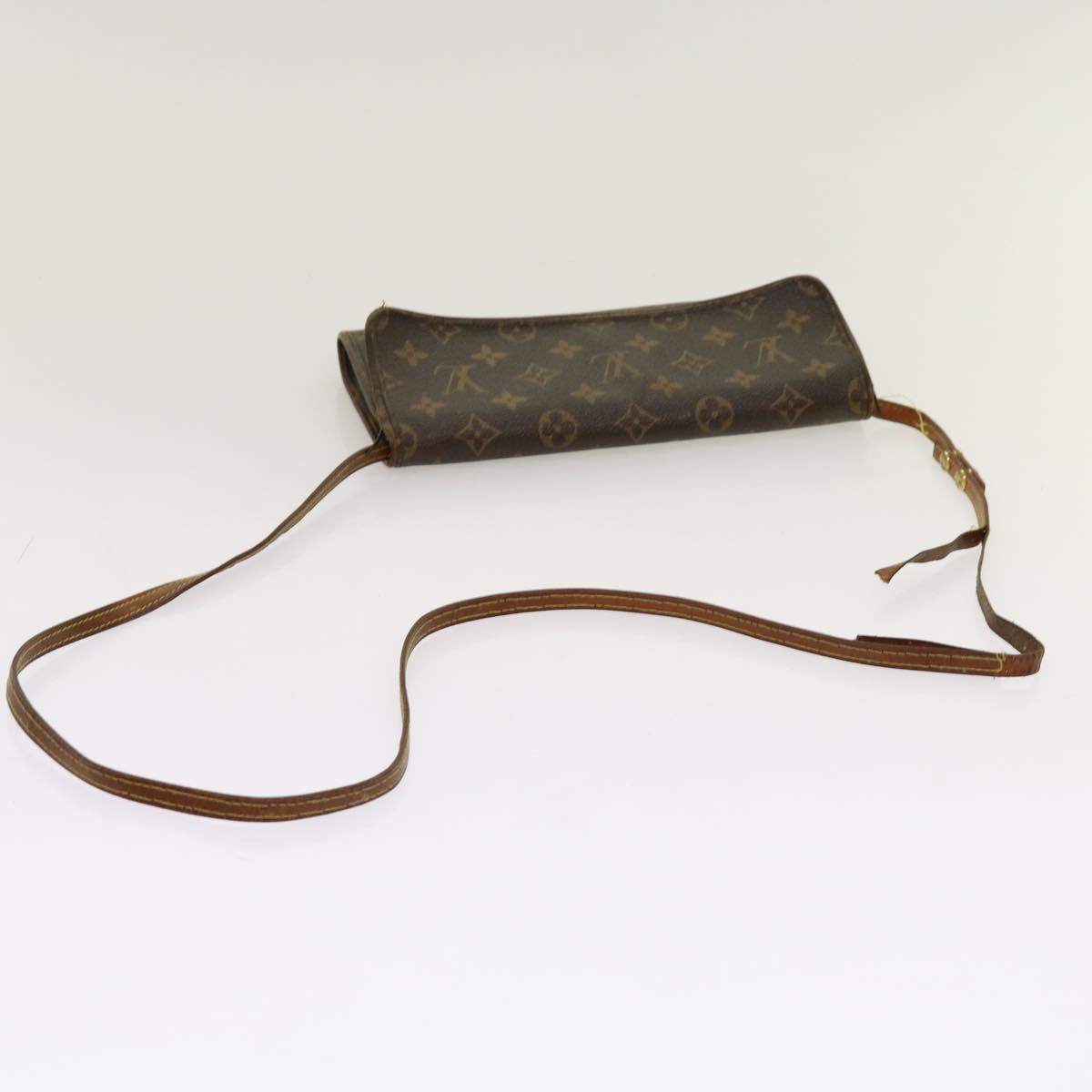 LOUIS VUITTON Monogram Pochette Twin GM Shoulder Bag M51852 LV Auth 69717