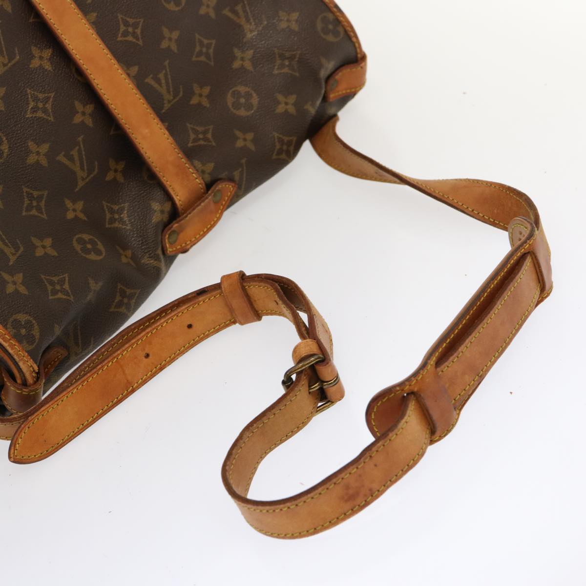 LOUIS VUITTON Monogram Saumur 35 Shoulder Bag M42254 LV Auth 69757