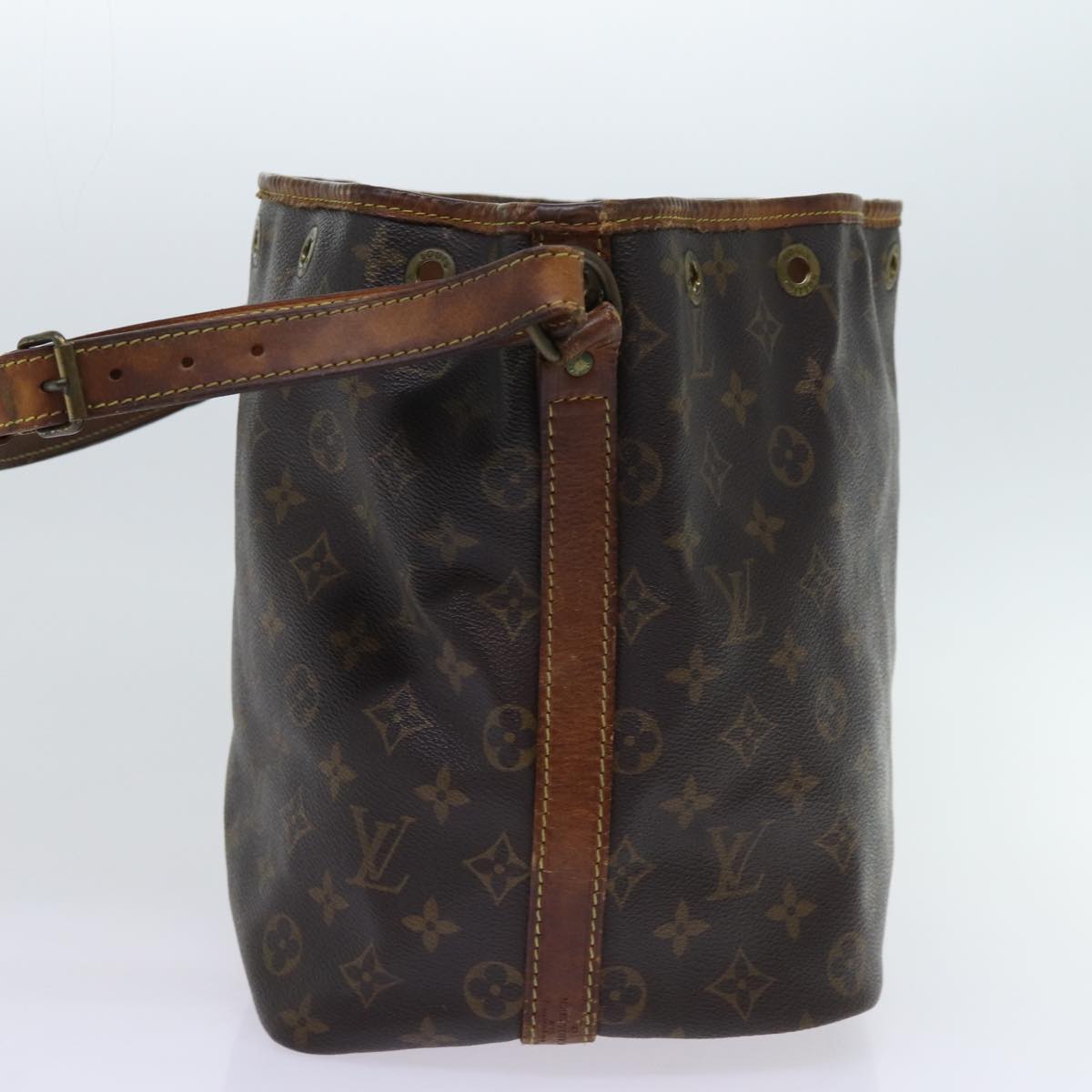 LOUIS VUITTON Monogram Petit Noe Shoulder Bag M42226 LV Auth 69760