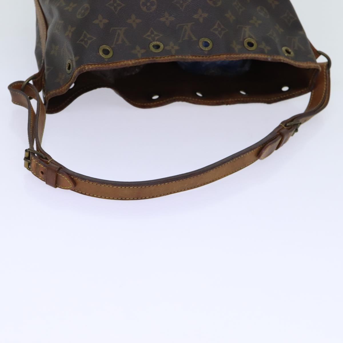 LOUIS VUITTON Monogram Petit Noe Shoulder Bag M42226 LV Auth 69760