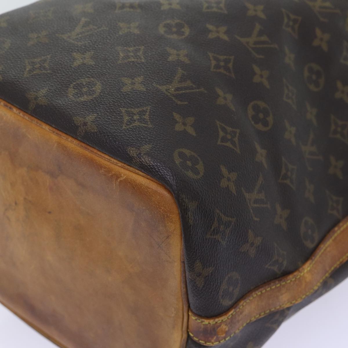 LOUIS VUITTON Monogram Petit Noe Shoulder Bag M42226 LV Auth 69761