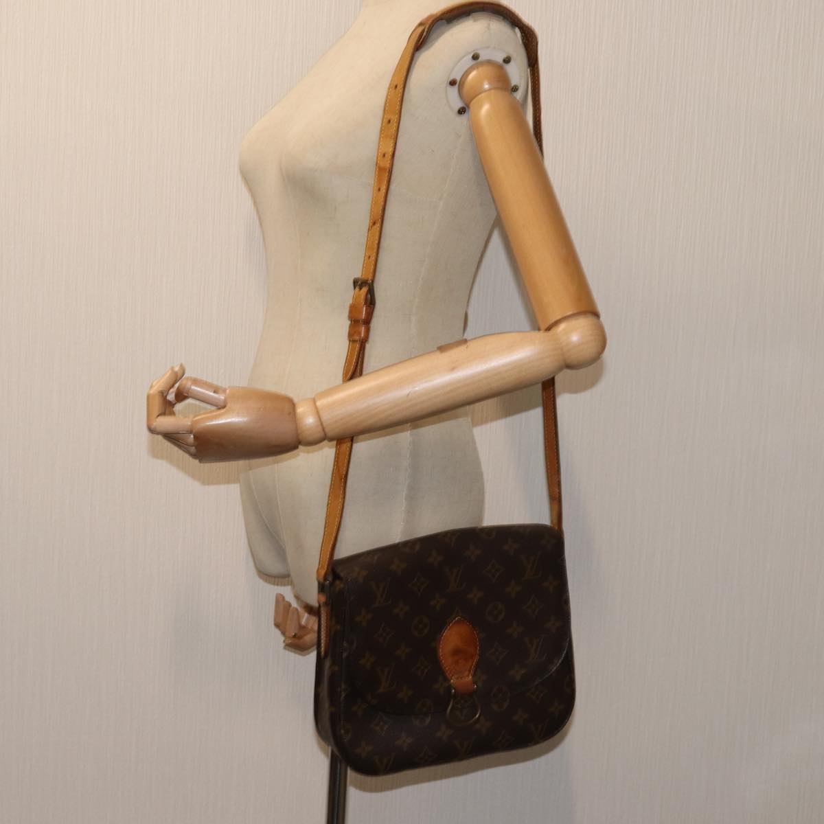 LOUIS VUITTON Monogram Saint Cloud GM Shoulder Bag M51242 LV Auth 69806