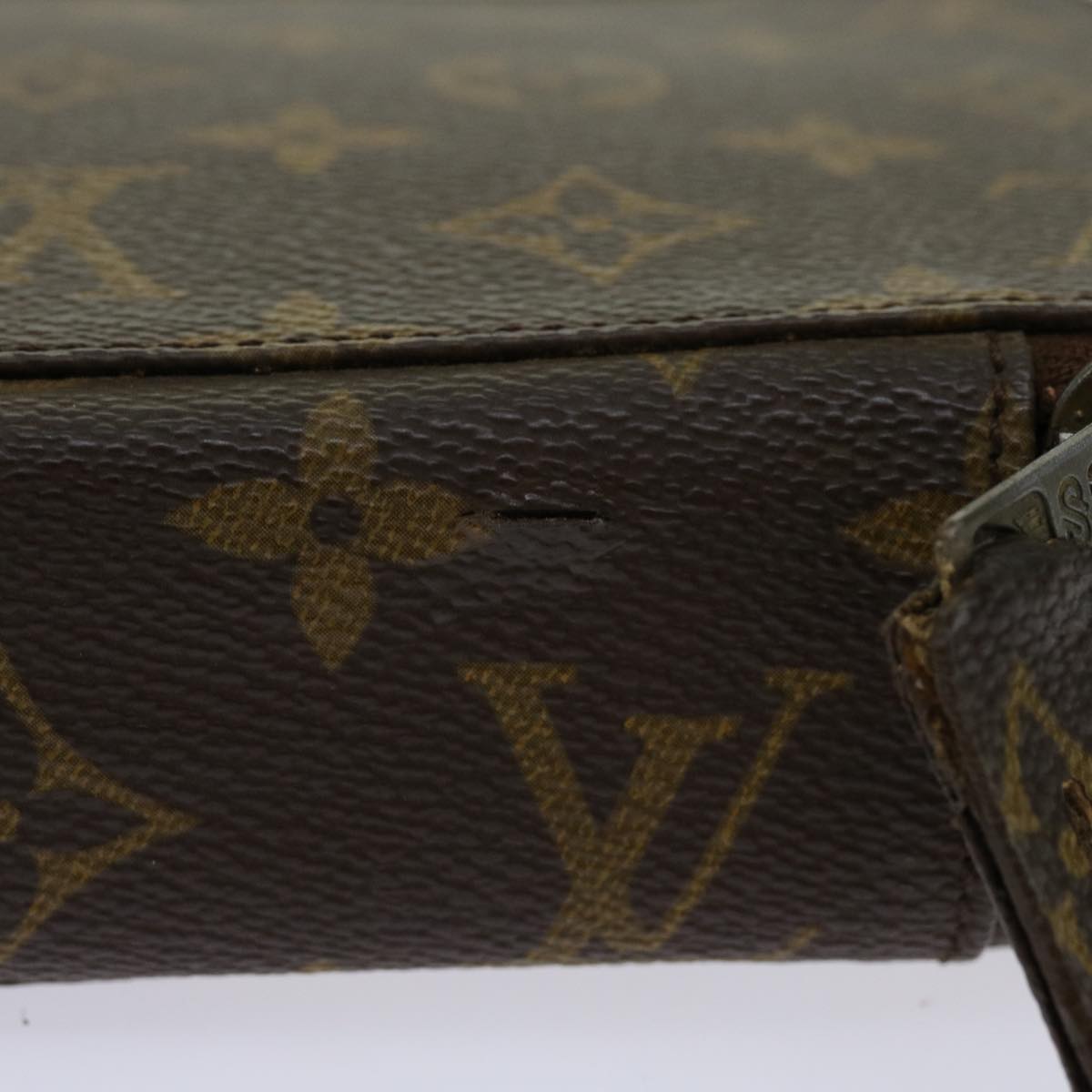 LOUIS VUITTON Monogram Pochette Monte Carlo Jewelry Box M47350 LV Auth 69840