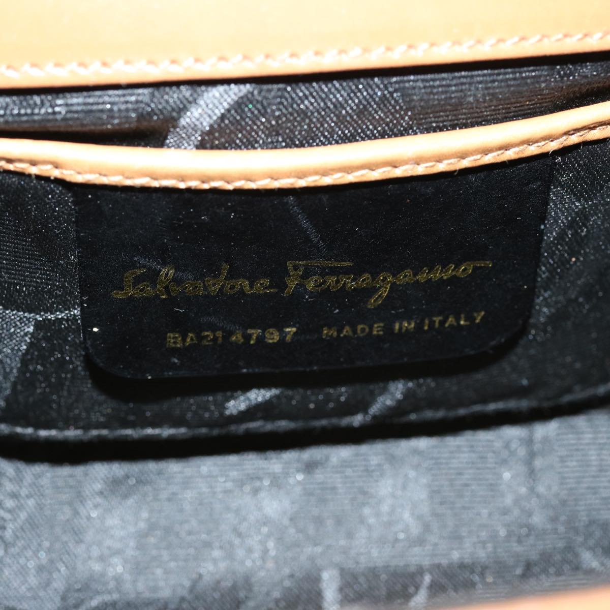 Salvatore Ferragamo Gancini Shoulder Bag Leather Brown Auth 69860