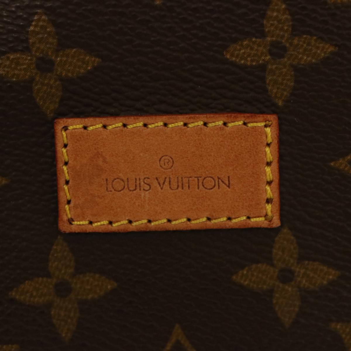 LOUIS VUITTON Monogram Saumur 30 Shoulder Bag M42256 LV Auth 69874A