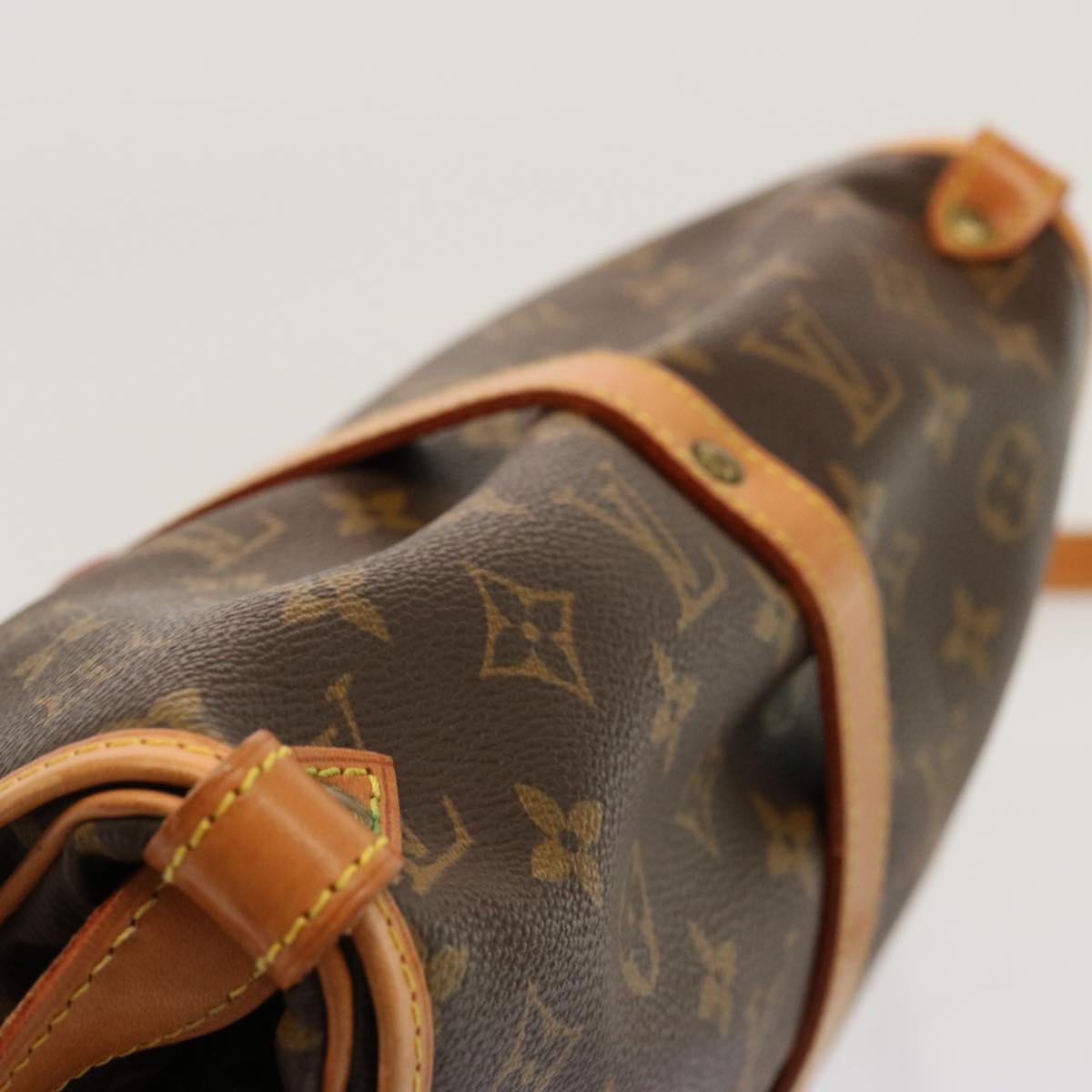 LOUIS VUITTON Monogram Saumur 30 Shoulder Bag M42256 LV Auth 69874A