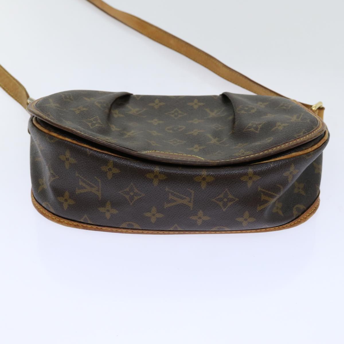 LOUIS VUITTON Monogram Menilmontant PM Shoulder Bag M40474 LV Auth 69878