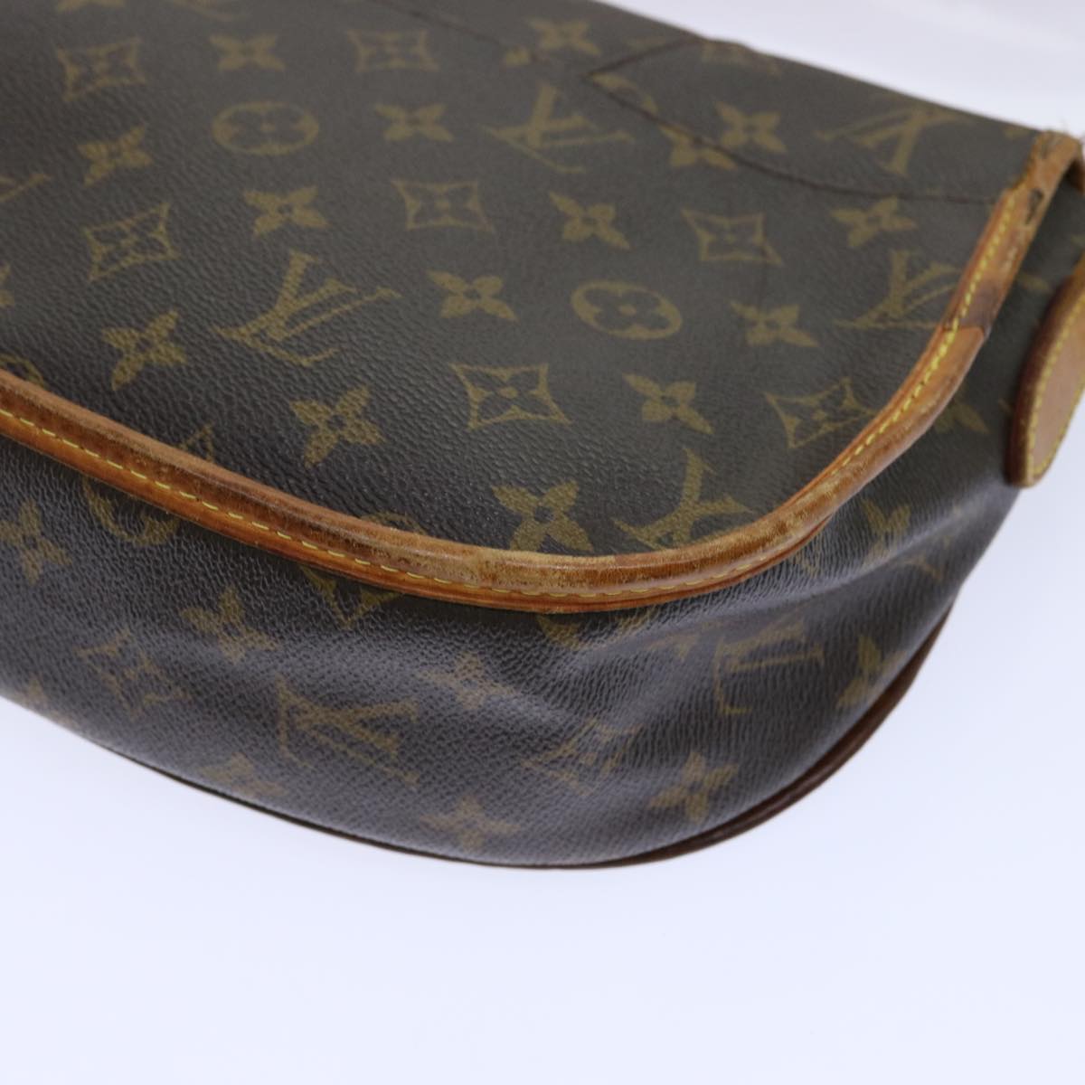 LOUIS VUITTON Monogram Menilmontant PM Shoulder Bag M40474 LV Auth 69878