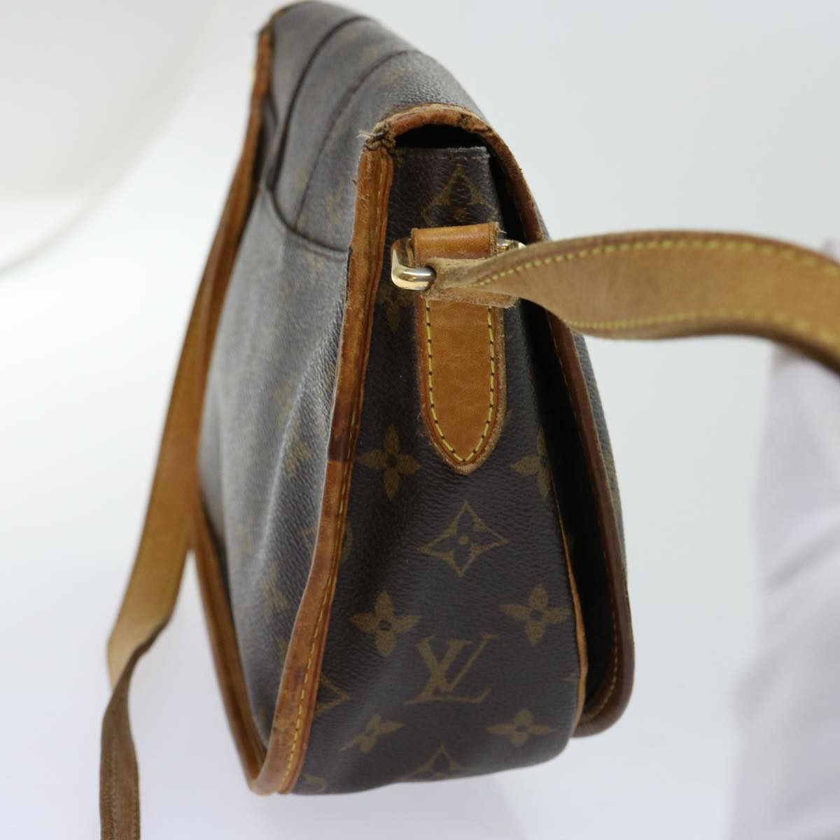 LOUIS VUITTON Monogram Menilmontant PM Shoulder Bag M40474 LV Auth 69878