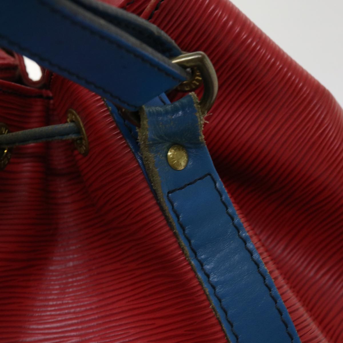 LOUIS VUITTON Epi Noe Shoulder Bag Bicolor Red Blue M44084 LV Auth 69903