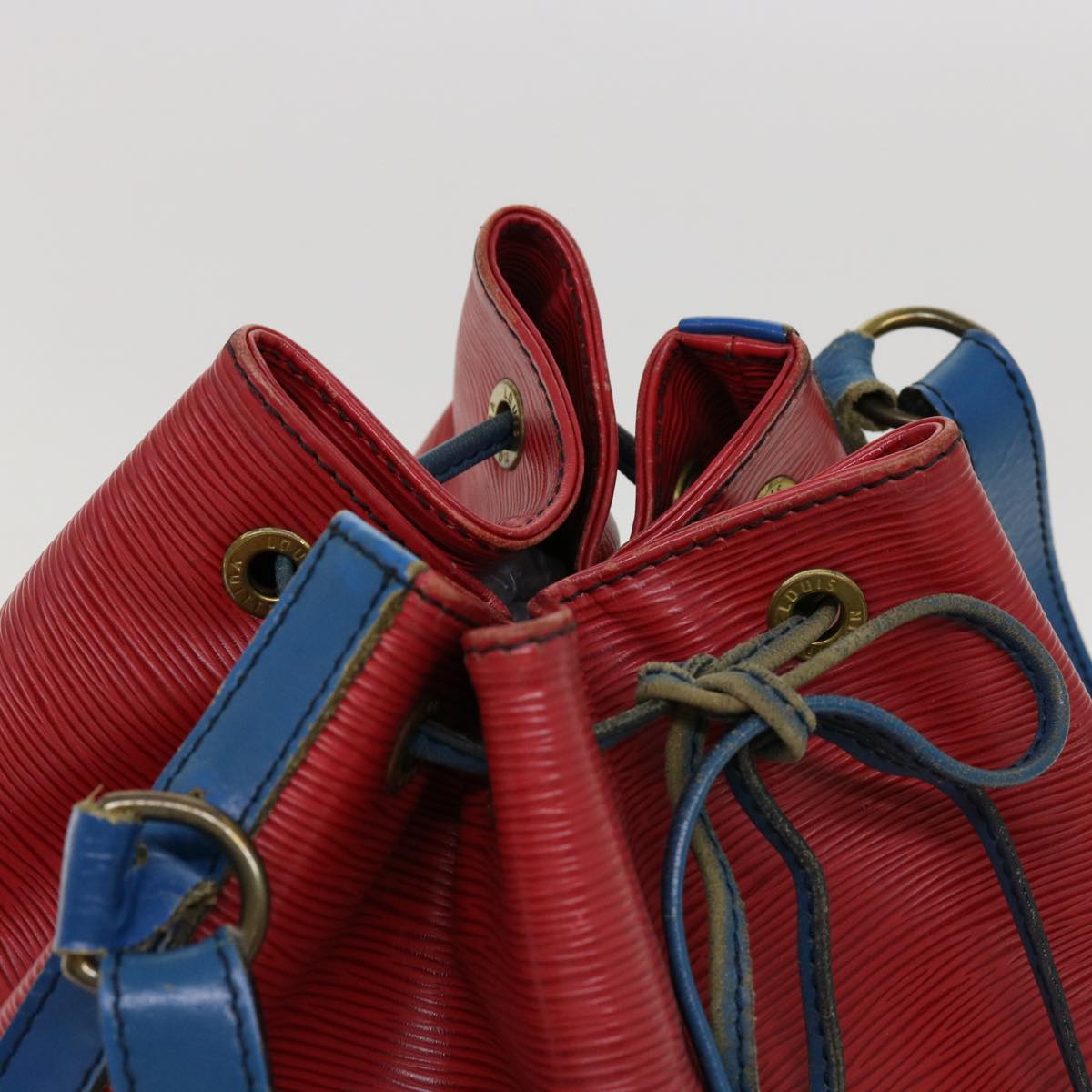 LOUIS VUITTON Epi Noe Shoulder Bag Bicolor Red Blue M44084 LV Auth 69903